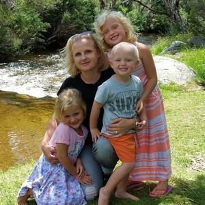 Meet your Posher, Anita